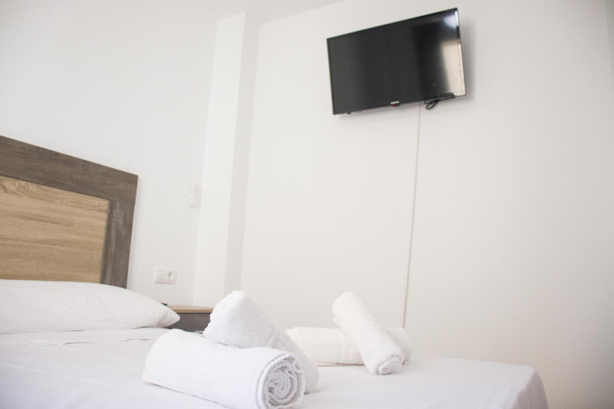 Apartamentos Luna De Águilas Dış mekan fotoğraf